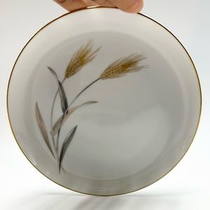 🌾Autumn Gold by Sango - Wheatgrass pattern plate. NOT FOR FOOD USE!